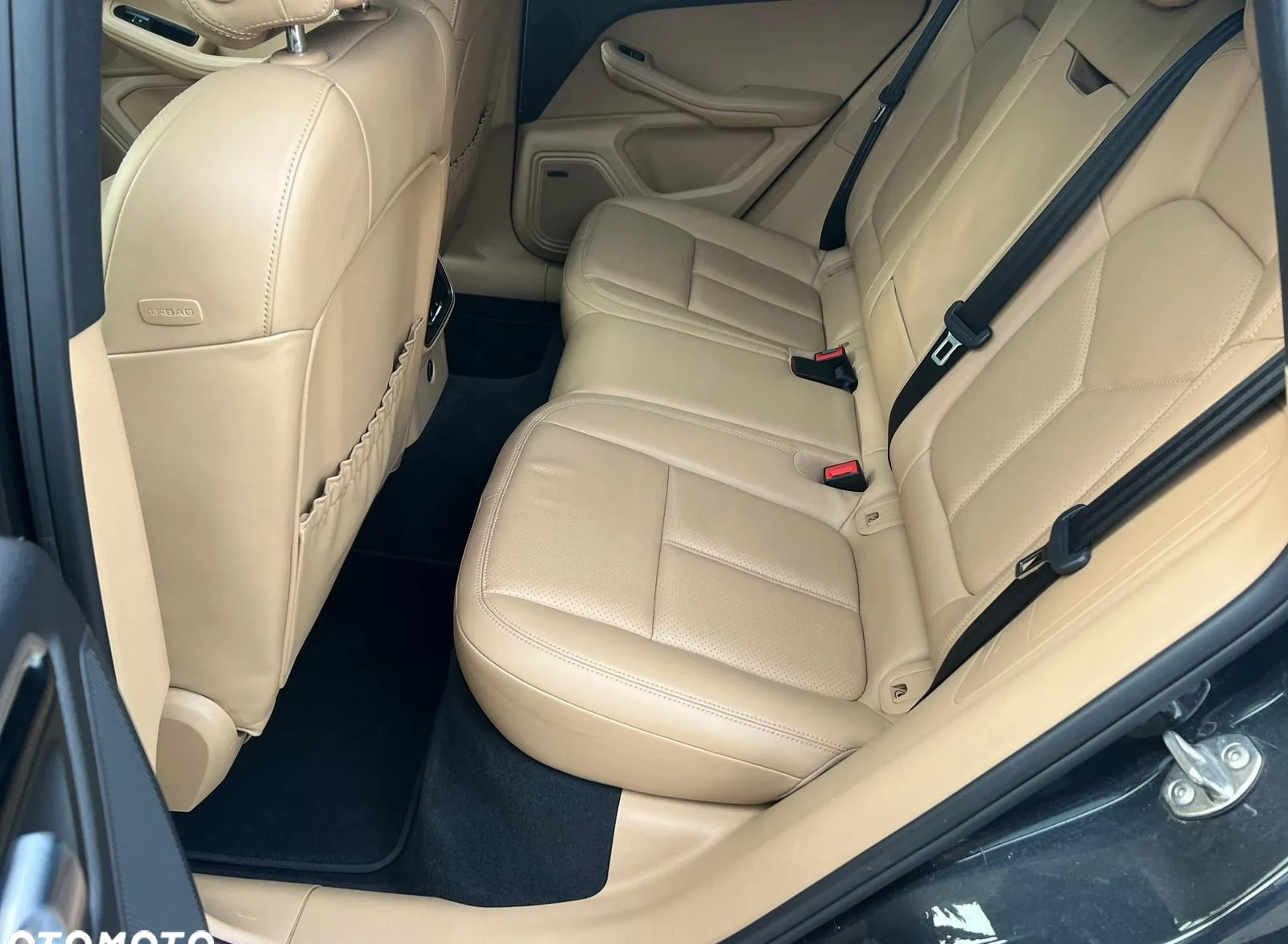 Porsche Macan cena 129900 przebieg: 139000, rok produkcji 2018 z Gdańsk małe 22